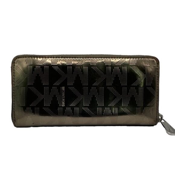 MICHAEL KORS Metallic Silver Signature Wallet - Picture 2 of 10